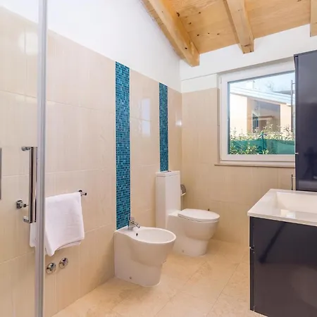 Nice Home In Rezanci With Wifi