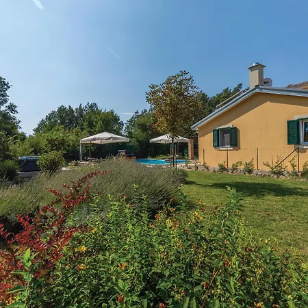 Nice Home In Rezanci With Wifi Holiday home Rezanci