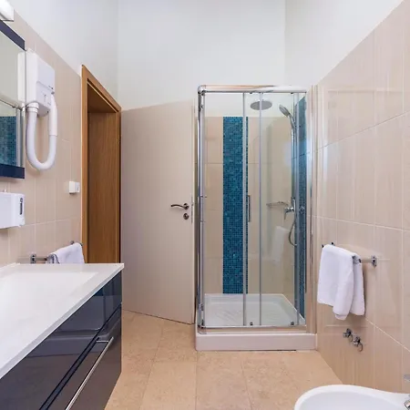 Luxurious In 펜션 Režanci