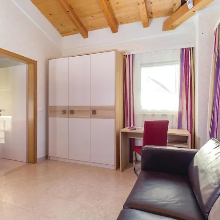 Luxurious In Režanci